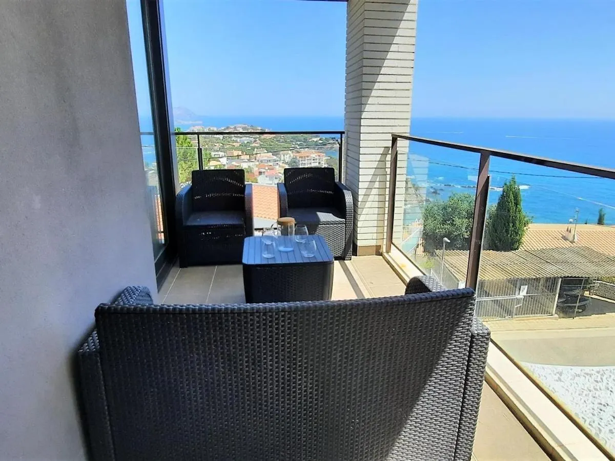Encantador Apartamento Con Terraza En Llanca - Es-170-74 0*,  إسبانيا